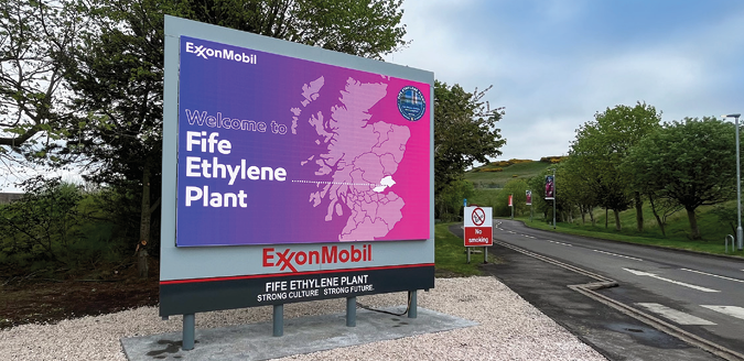  Outdoor Video Cabinet - Front & Rear Service - 
